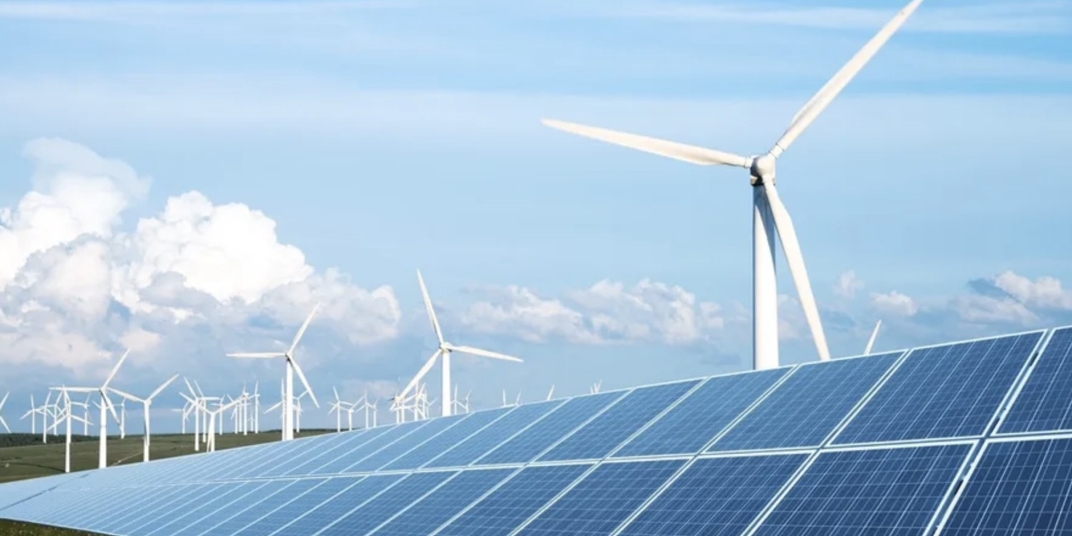 Governo prepara apoio à mini-geração fotovoltaica para famílias