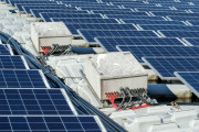 Como vai funcionar o plano para &ldquo;acelerar&rdquo; energia e&oacute;lica e solar em Portugal?