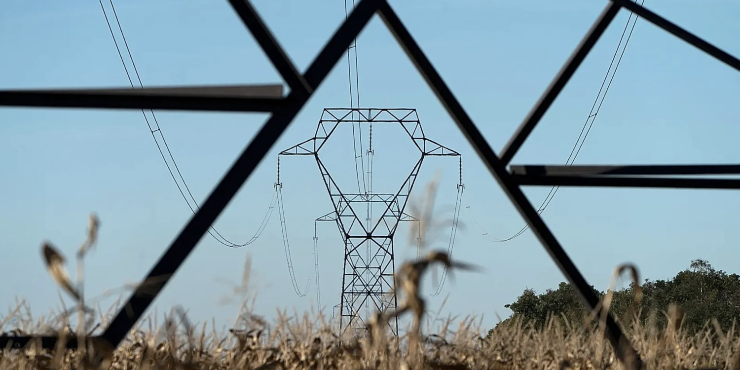 Ministros da Energia da UE reforçam papel na rede elétrica após disputa com Bruxelas